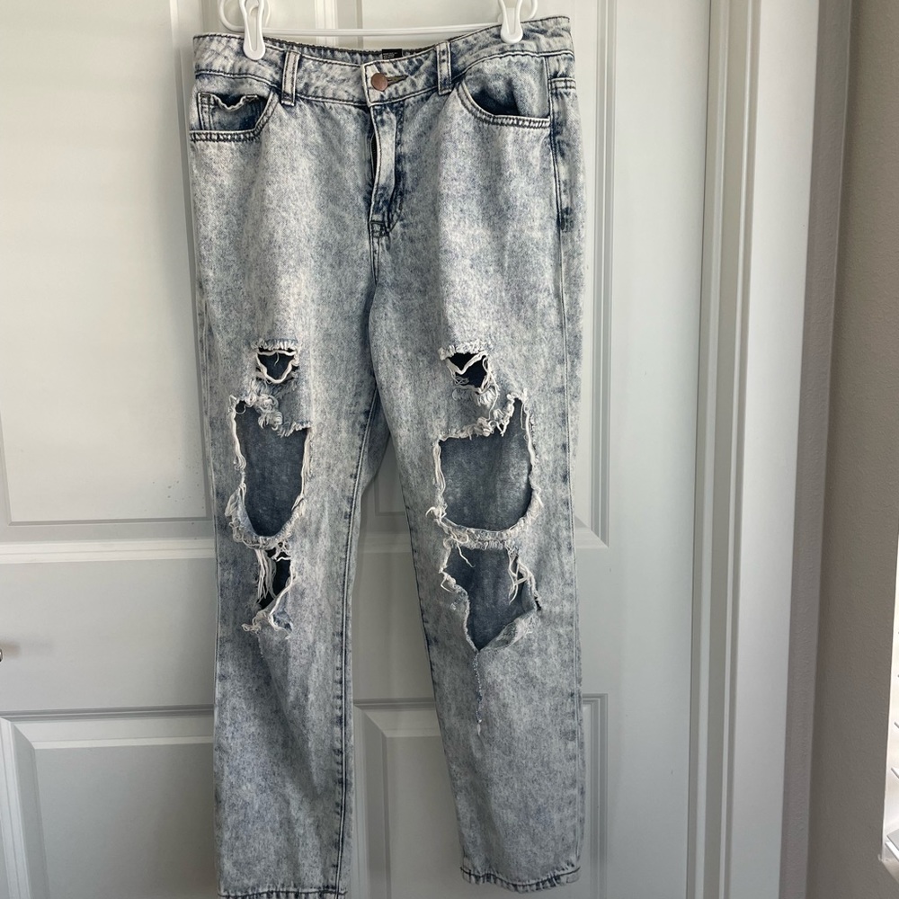 Forever 21 undressed bleach jeans s(26)